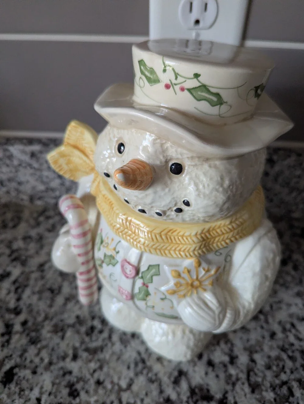 N/A vintage ceramic